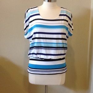Cute summer top with banded hemline